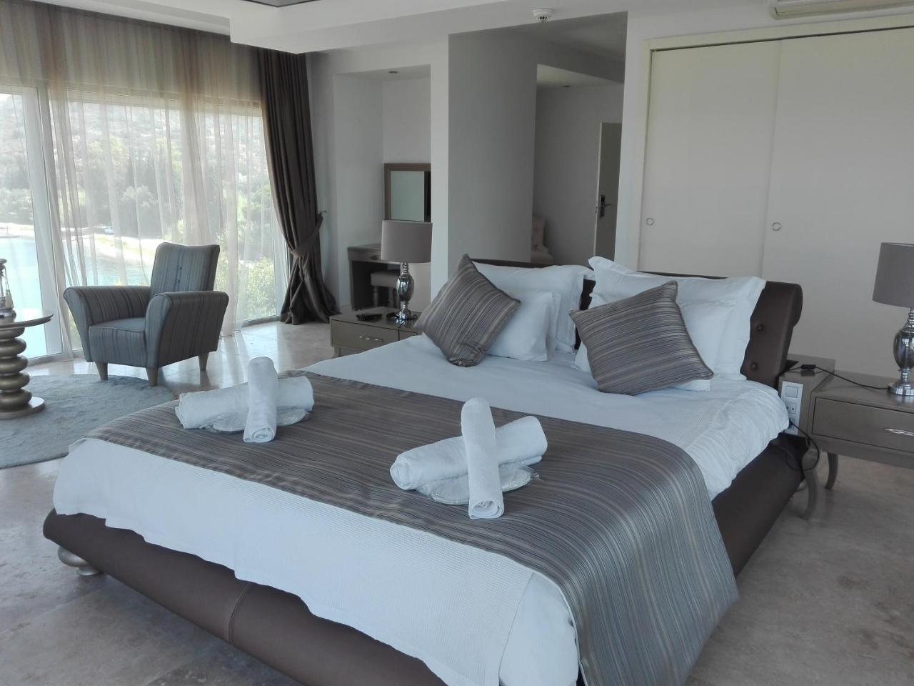 Egesu Marina Guest House Gulluk Luaran gambar